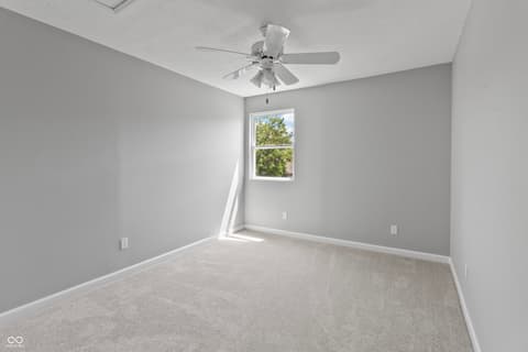 Photo of 11226 Blackwalnut Point, Indianapolis, IN