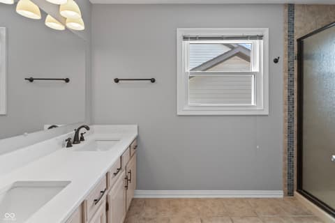Photo of 11226 Blackwalnut Point, Indianapolis, IN