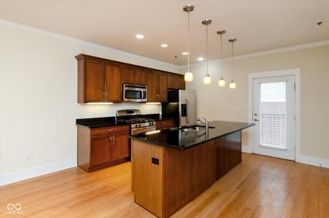 Photo of 632 E 11th Street, Indianapolis, IN