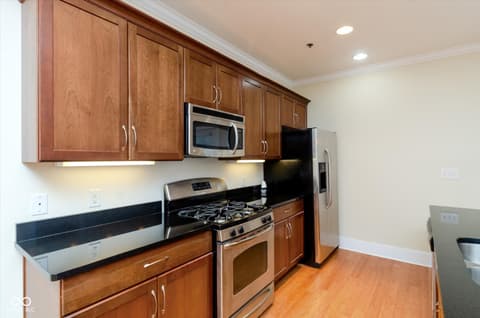 Photo of 632 E 11th Street, Indianapolis, IN
