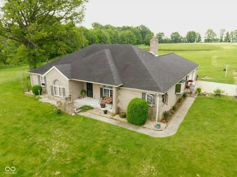 4528 E County Road 1000 S