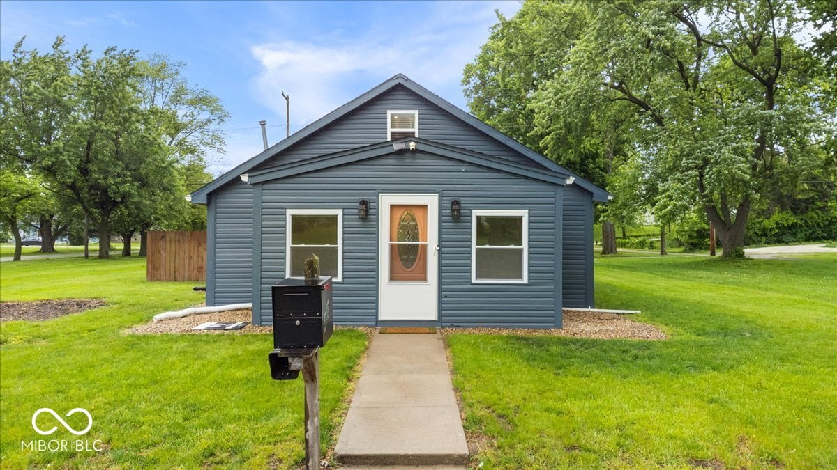 Photo of 450 Historic Pleasant Street, Noblesville, IN