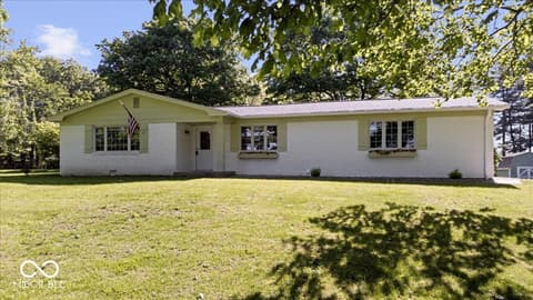Photo of 305 N 1100 E, Zionsville, IN