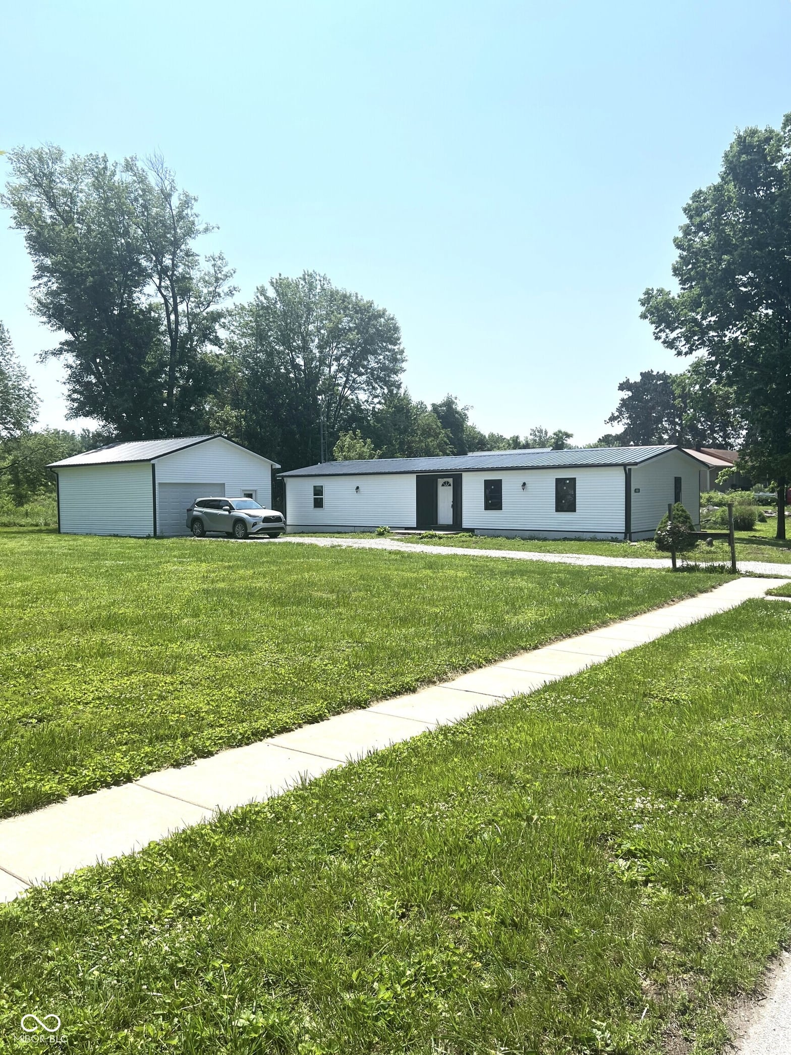 Photo of 261 S Main Street, Marshall, IN