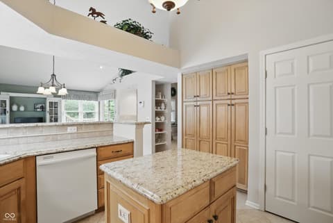 Photo of 7329 Pymbroke Drive, Fishers, IN