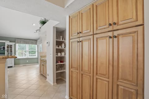 Photo of 7329 Pymbroke Drive, Fishers, IN