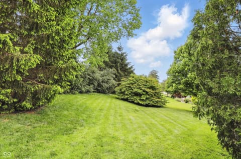 Photo of 7329 Pymbroke Drive, Fishers, IN