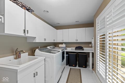 Photo of 7624 William Penn Place, Indianapolis, IN