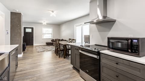 Photo of 1342 N Oakland Avenue, Indianapolis, IN