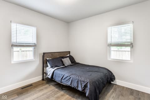 Photo of 1342 N Oakland Avenue, Indianapolis, IN
