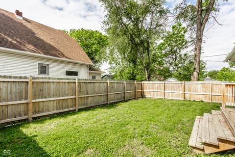 Photo of 1342 N Oakland Avenue, Indianapolis, IN
