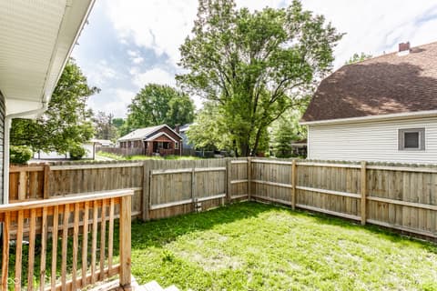 Photo of 1342 N Oakland Avenue, Indianapolis, IN