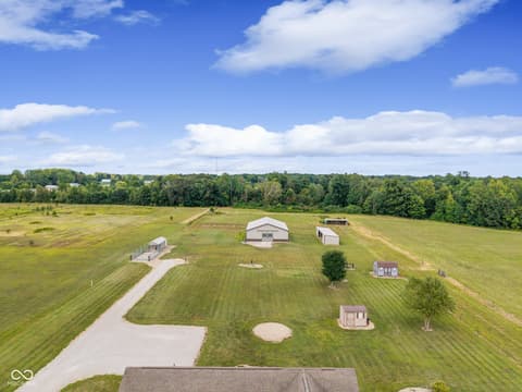 Photo of 11972 E County Road 50 N, Seymour, IN