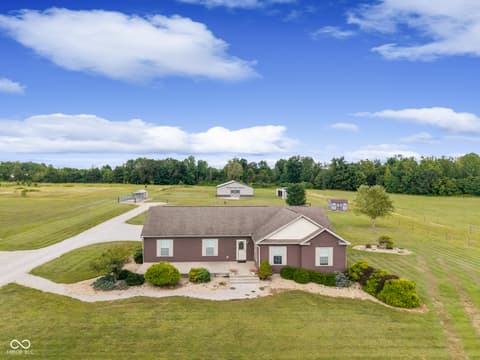 Photo of 11972 E County Road 50 N, Seymour, IN