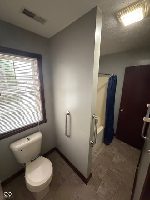 Photo of 4064 Shady Pointe Row, Greenwood, IN
