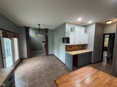 Photo of 4064 Shady Pointe Row, Greenwood, IN