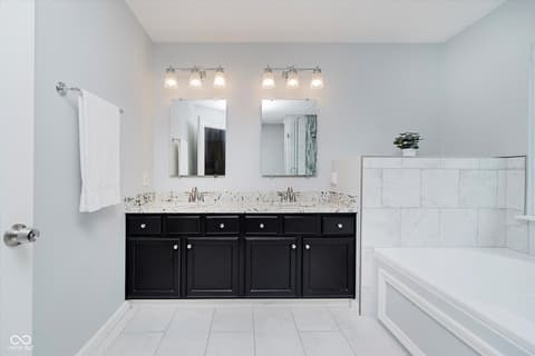 Photo of 13896 Fernleaf Way, Carmel, IN