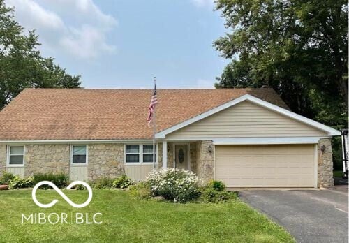 Photo of 18906 Crestview Court, Westfield, IN
