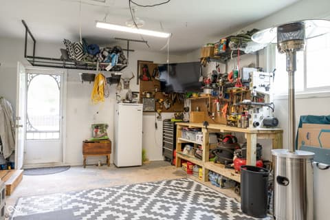 Garage at 800 E 104th Street, Carmel, IN