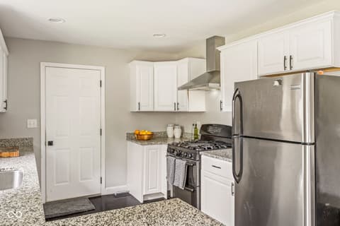Photo of 800 E 104th Street, Carmel, IN
