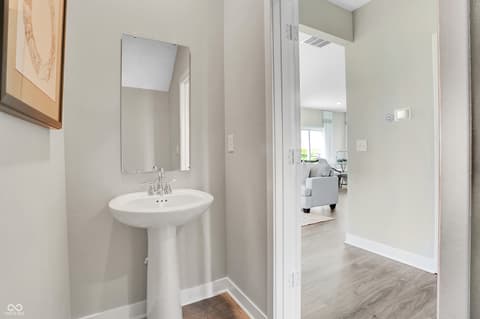 Photo of 15298 Farrington Way, Fishers, IN