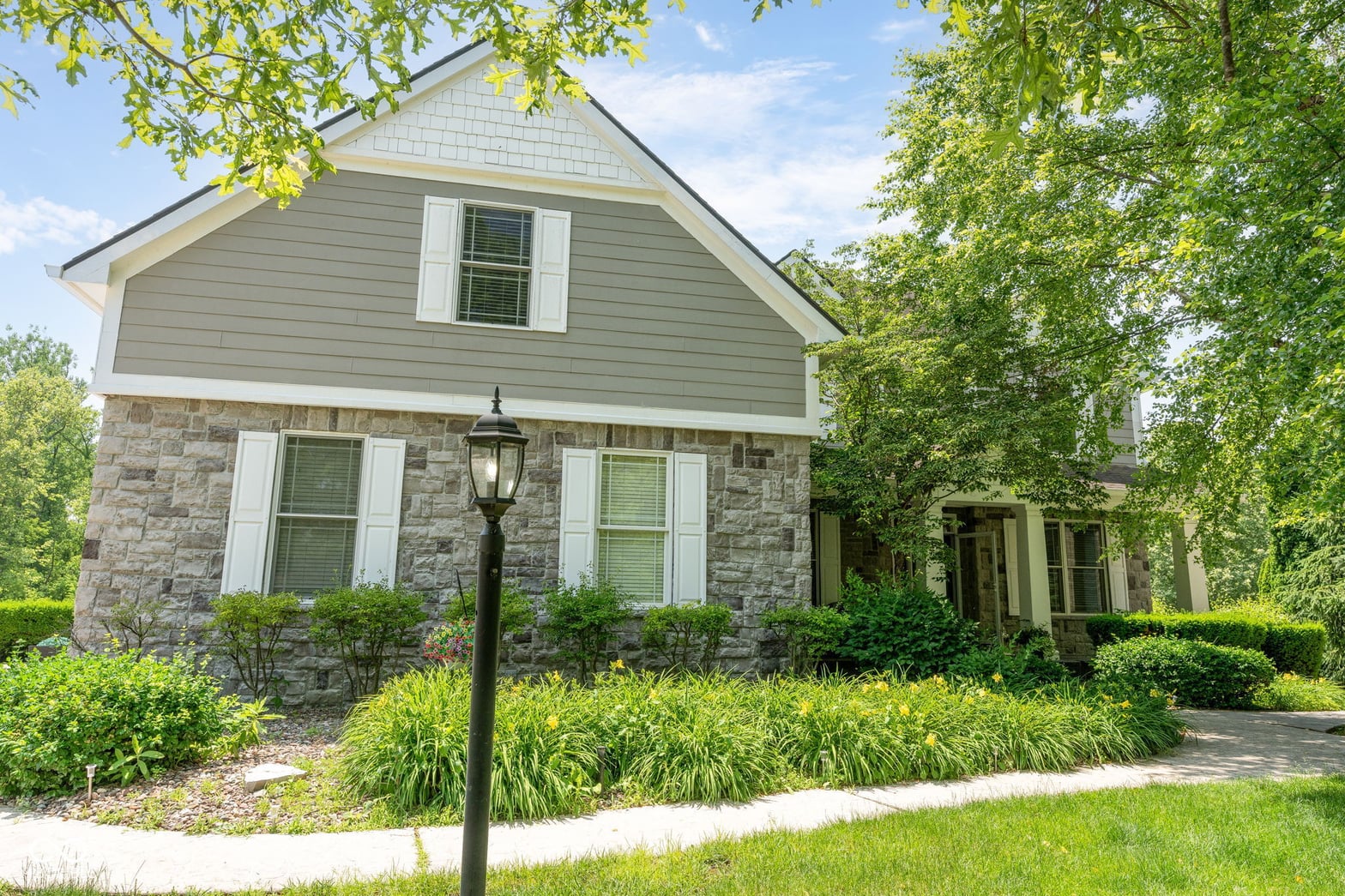 Photo of 11061 Mast Court, Fishers, IN