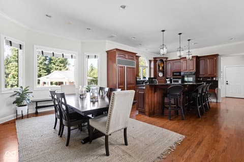 Photo of 24 Shannon Road, Zionsville, IN