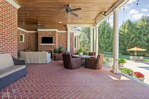Photo of 24 Shannon Road, Zionsville, IN