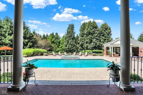 Photo of 24 Shannon Road, Zionsville, IN