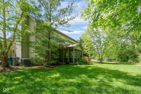Photo of 18278 Benton Oak Drive, Noblesville, IN