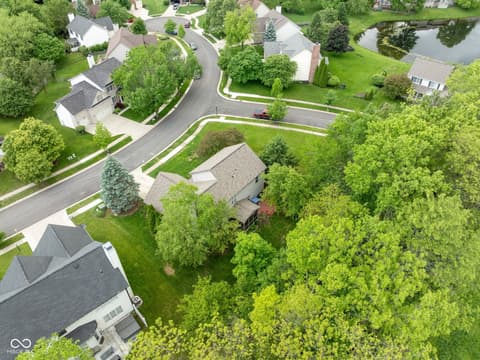 Photo of 18278 Benton Oak Drive, Noblesville, IN