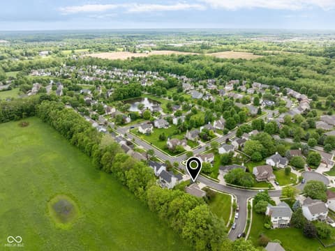 Photo of 18278 Benton Oak Drive, Noblesville, IN