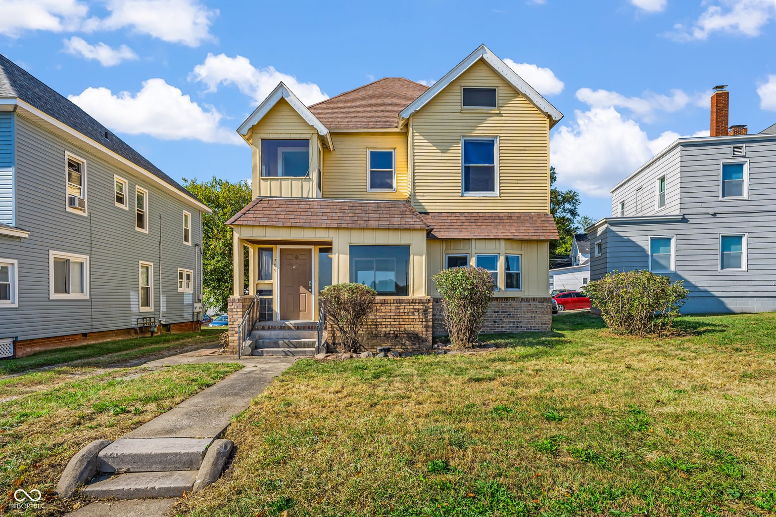 Front exterior at 709 Wheeling Avenue, Muncie, IN