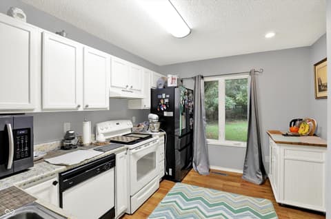 Photo of 2210 S Laurelwood Circle, Bloomington, IN