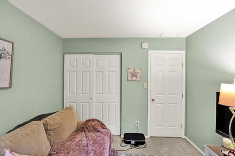 Photo of 2210 S Laurelwood Circle, Bloomington, IN