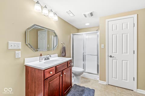 Photo of 18514 Oriental Oak Court, Noblesville, IN