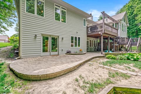 Photo of 18514 Oriental Oak Court, Noblesville, IN