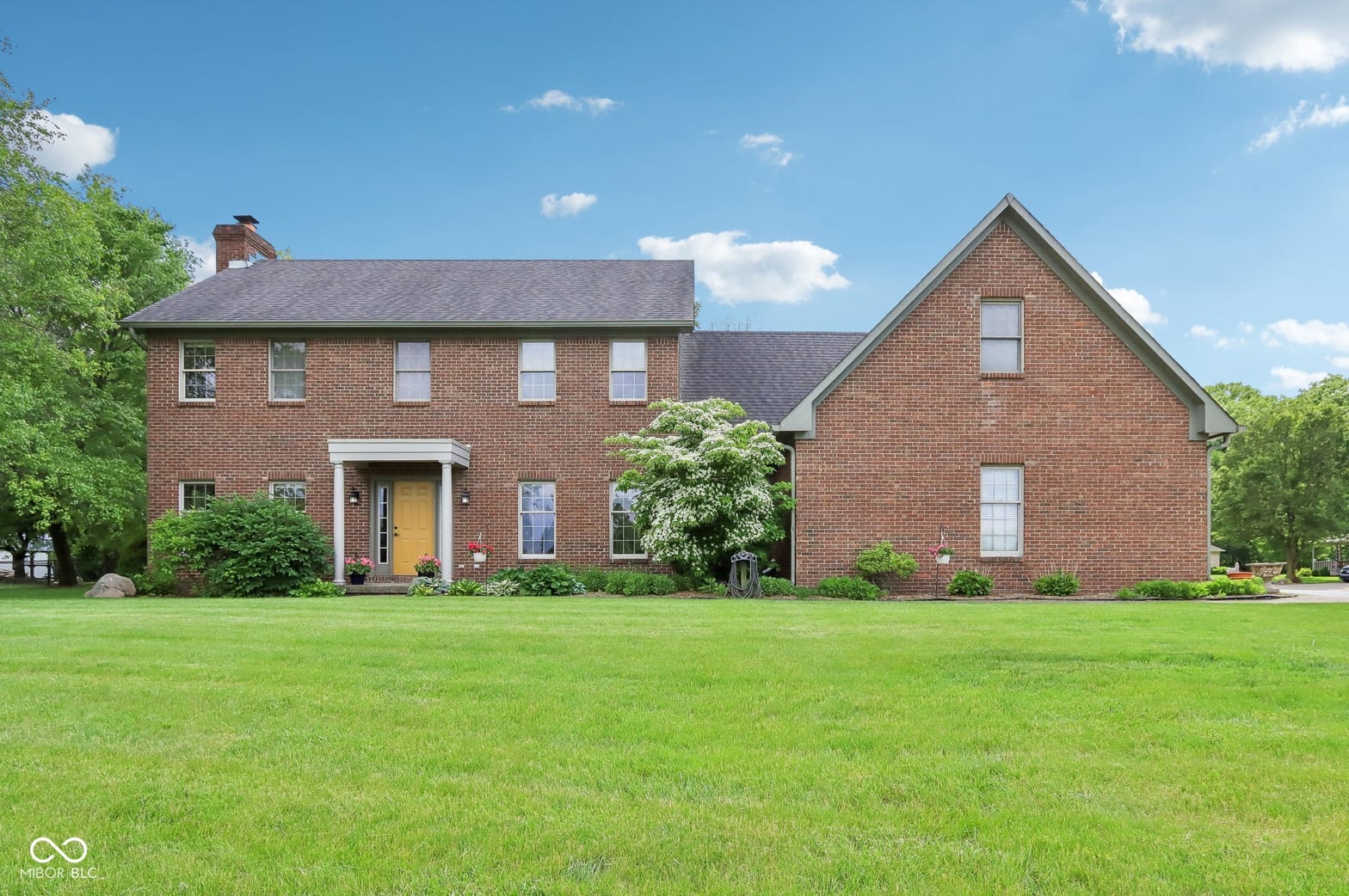Front exterior at 1121 N Cambridge Court, Greenfield, IN