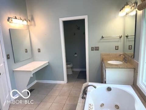 Primary bathroom at 1941 Spruce Drive, Carmel, IN