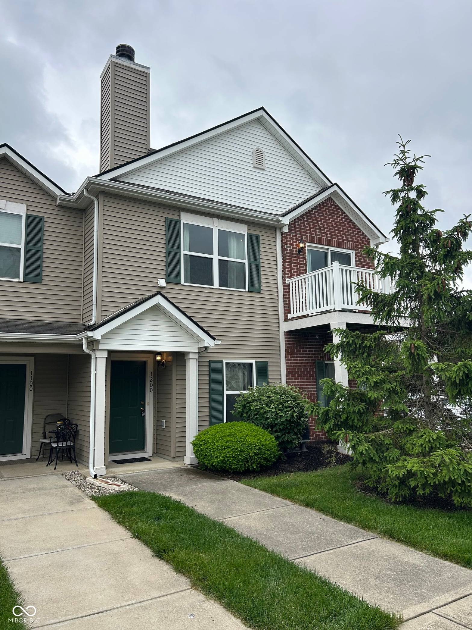 Front exterior at 13225 Deception Pass, Fishers, IN