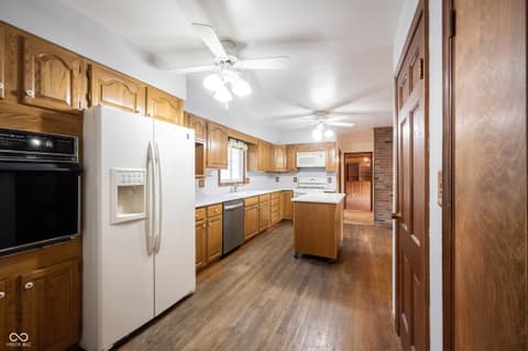 Photo of 10244 Washington Boulevard, Carmel, IN