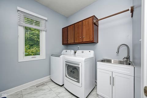 Photo of 5404 Cayman Drive, Carmel, IN