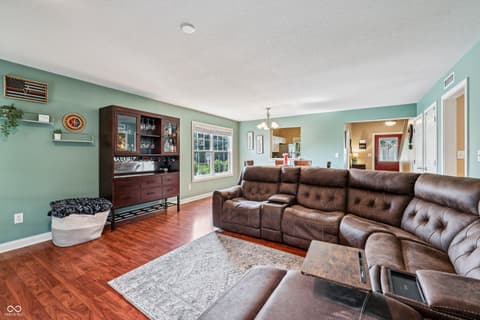 Photo of 110 Avon Lane, Noblesville, IN
