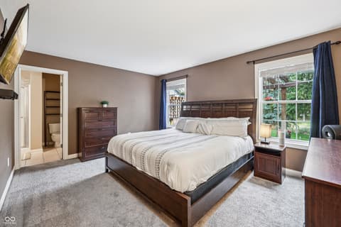 Photo of 110 Avon Lane, Noblesville, IN
