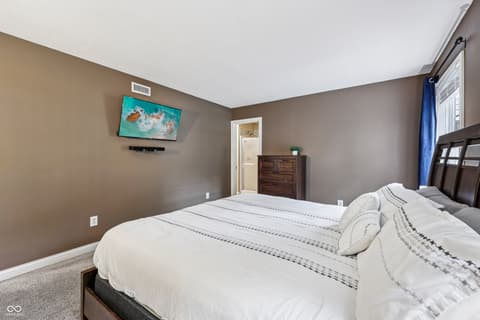 Photo of 110 Avon Lane, Noblesville, IN