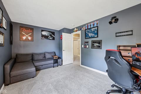 Photo of 110 Avon Lane, Noblesville, IN