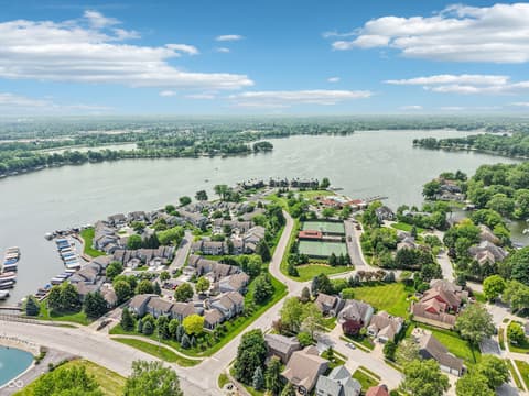 Photo of 110 Avon Lane, Noblesville, IN