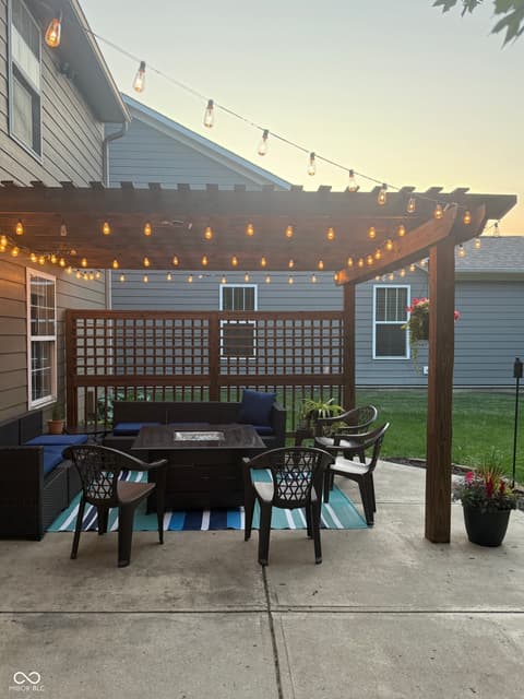Outdoor living area at 110 Avon Lane, Noblesville, IN