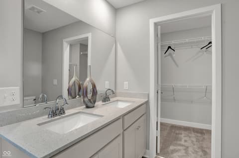 Photo of 15219 Farrington Way, Fishers, IN