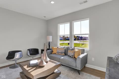 Photo of 15219 Farrington Way, Fishers, IN